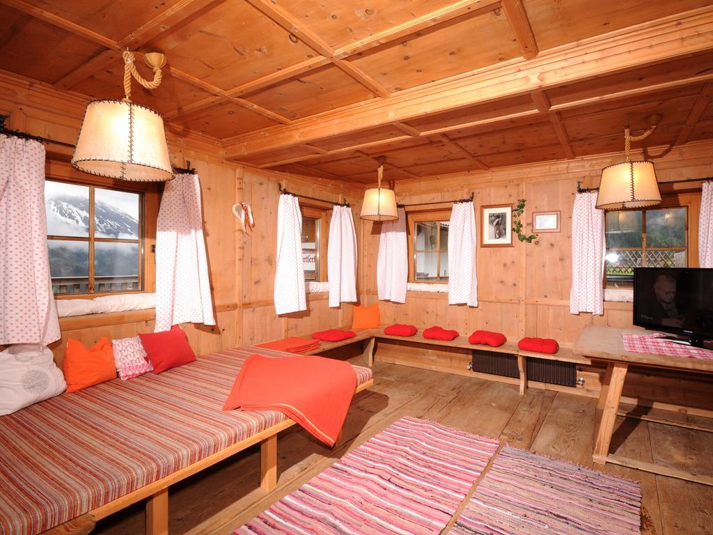 Ferienhaus Martlerhof Tux Ruang foto